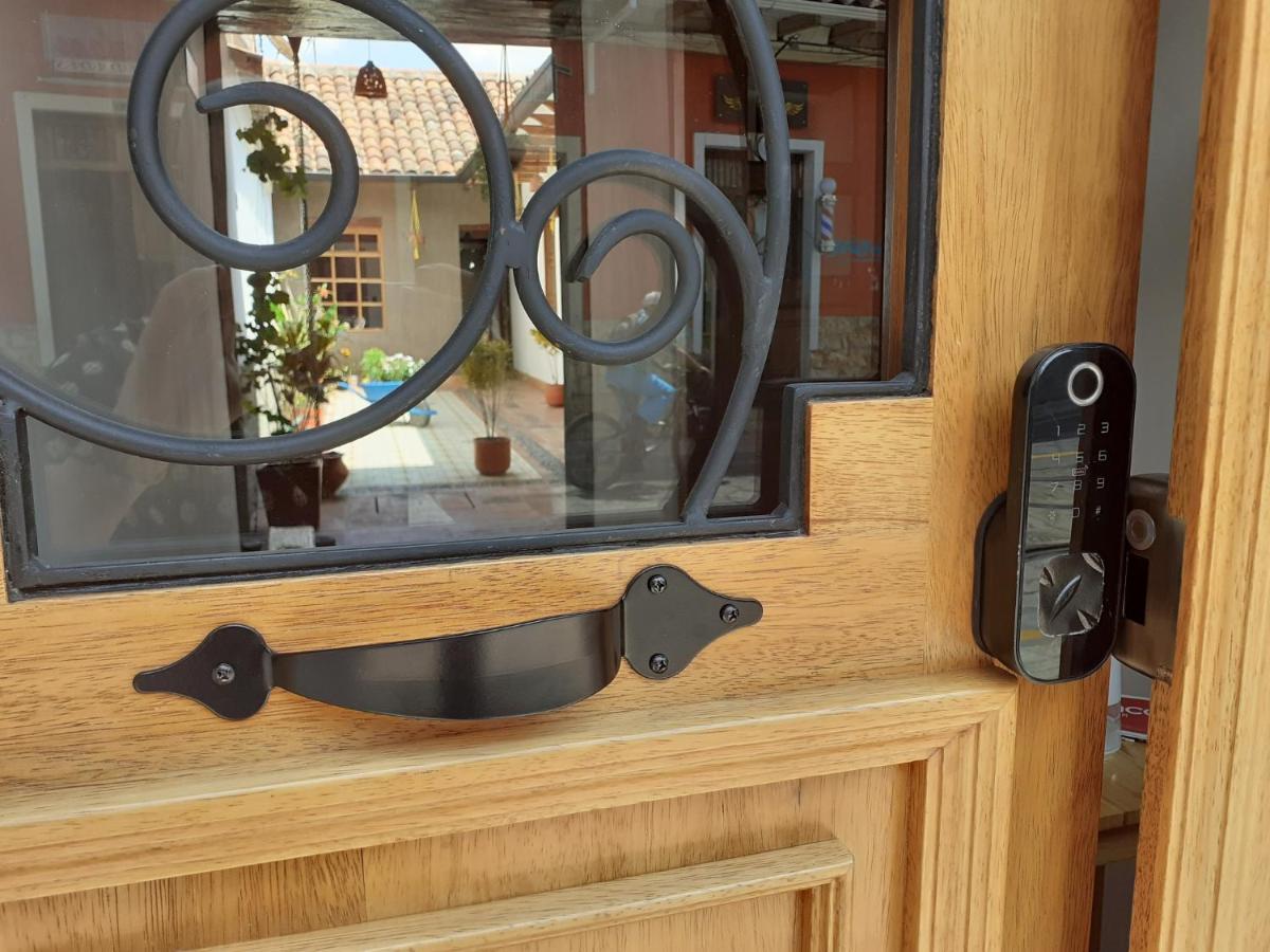 Hostal Suite Le Fabrique Cuenca Eksteriør bilde